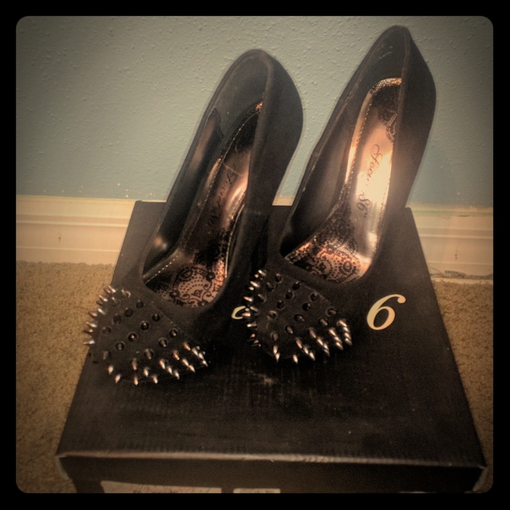 Spiked heels